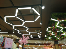 Charger l'image dans la galerie, Luminaire hexalight